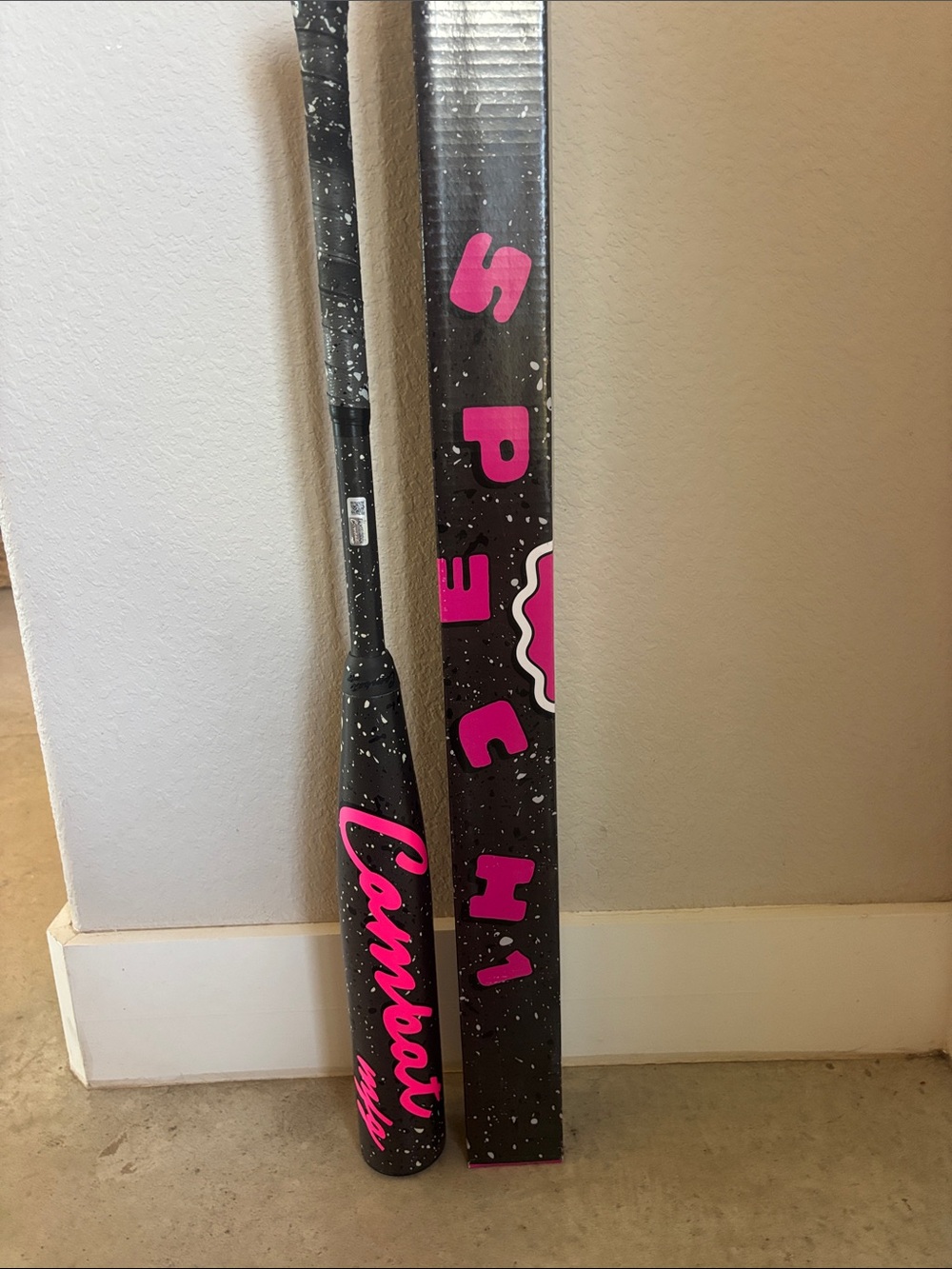 Combat Speckled Black Baseball Bat with White Flecks 32 -3